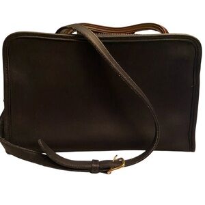 Vintage 90s Coach Leather Sutton Crossbody Bag C0P-9814